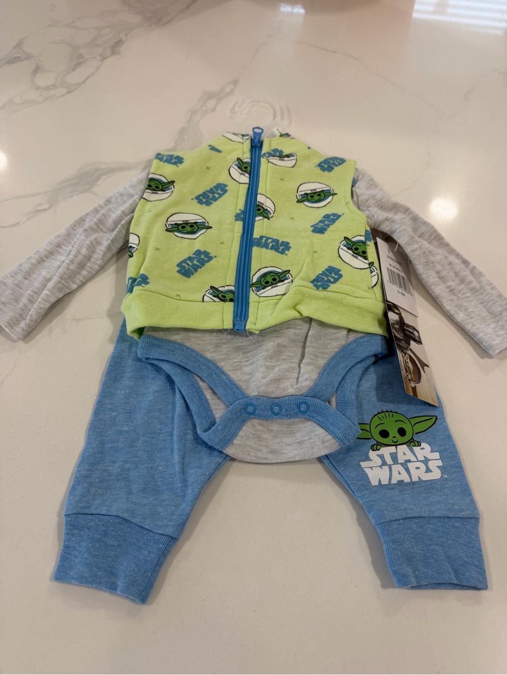 Star Wars Baby three piece Bodysuit Set in Green, Blue & Gray